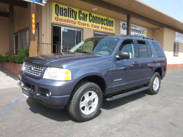 Ford Explorer 2004 photo 4