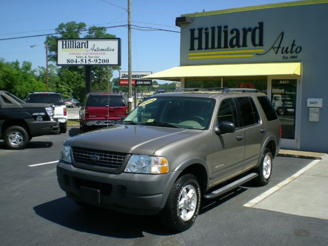 Ford Explorer 2004 photo 4