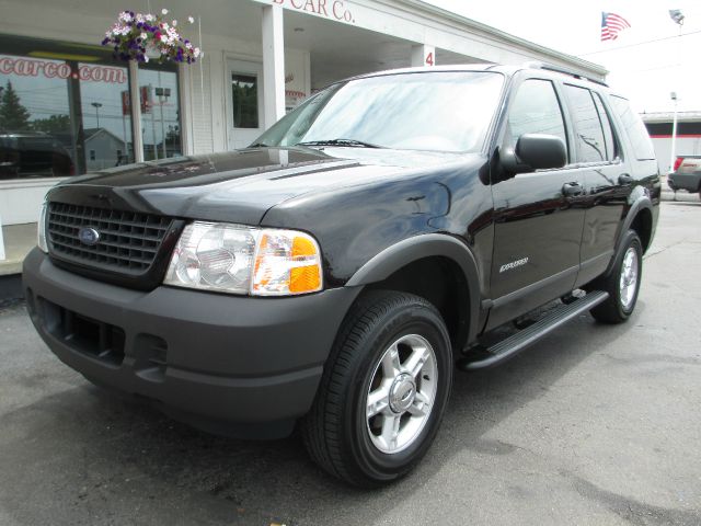 Ford Explorer 2004 photo 1