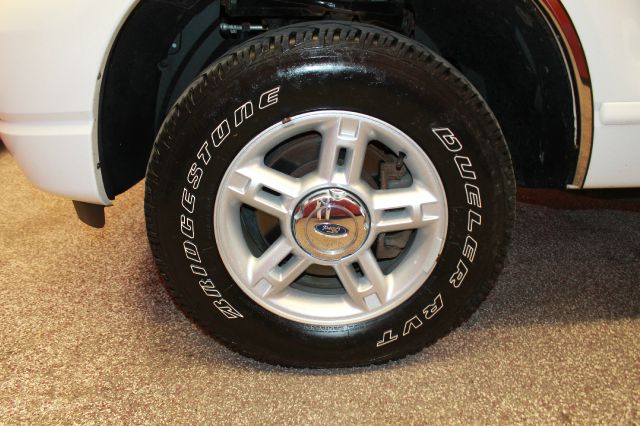 Ford Explorer 2004 photo 10