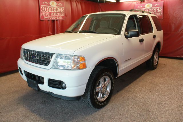 Ford Explorer 2004 photo 11