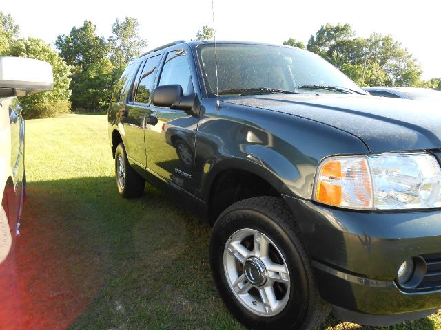 Ford Explorer 2004 photo 5