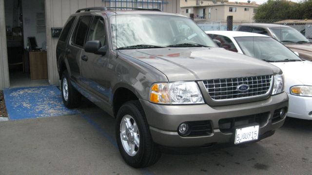 Ford Explorer LT EXT 15 SUV