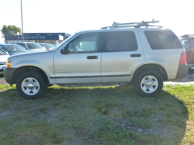Ford Explorer 2004 photo 4