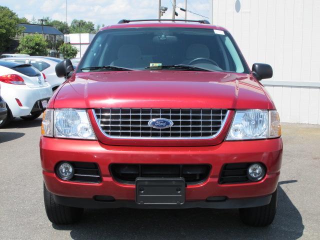 Ford Explorer 2004 photo 3