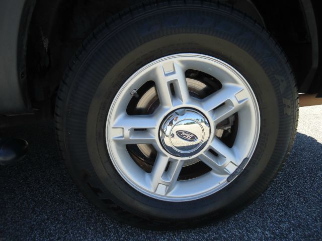 Ford Explorer 2004 photo 50