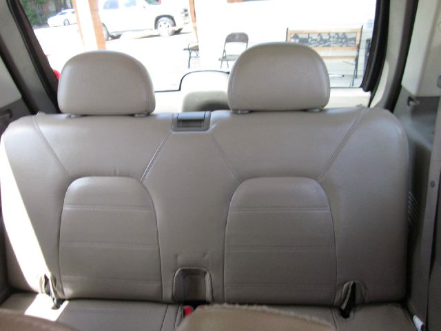 Ford Explorer Unknown SUV