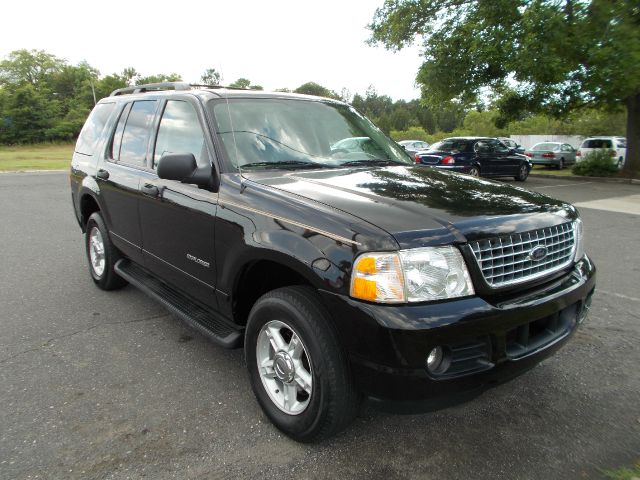 Ford Explorer 2004 photo 8