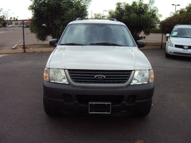 Ford Explorer 2004 photo 2