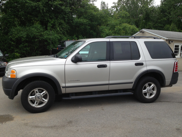 Ford Explorer 2004 photo 10