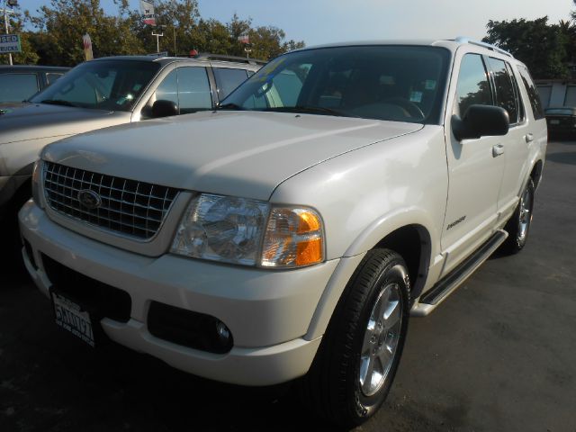 Ford Explorer 2004 photo 3