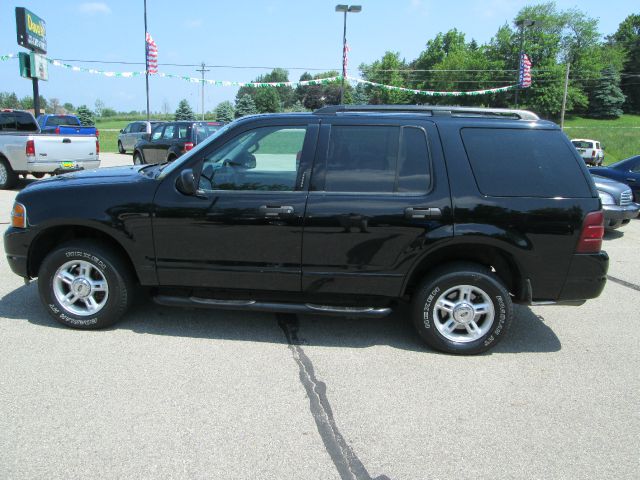 Ford Explorer 2004 photo 2