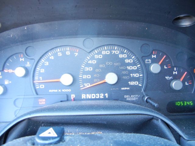 Ford Explorer 2004 photo 17