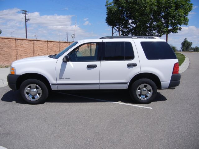 Ford Explorer 2004 photo 7