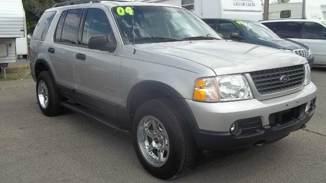 Ford Explorer 2004 photo 1