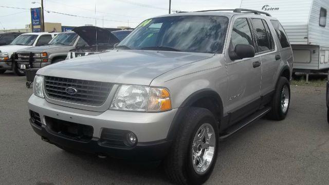 Ford Explorer 2004 photo 4