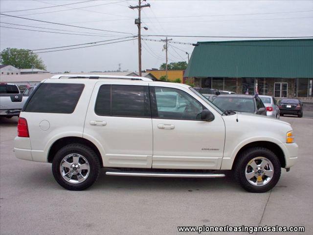 Ford Explorer 2004 photo 4