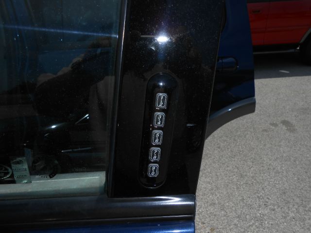 Ford Explorer 2004 photo 14