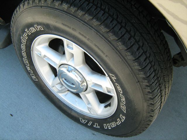 Ford Explorer ESi SUV