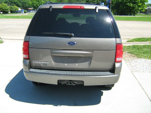 Ford Explorer 2004 photo 1