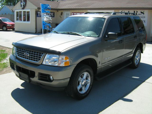 Ford Explorer 2004 photo 3