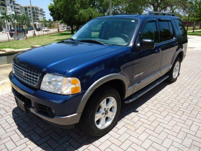 Ford Explorer 2004 photo 3