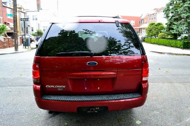 Ford Explorer 2004 photo 1