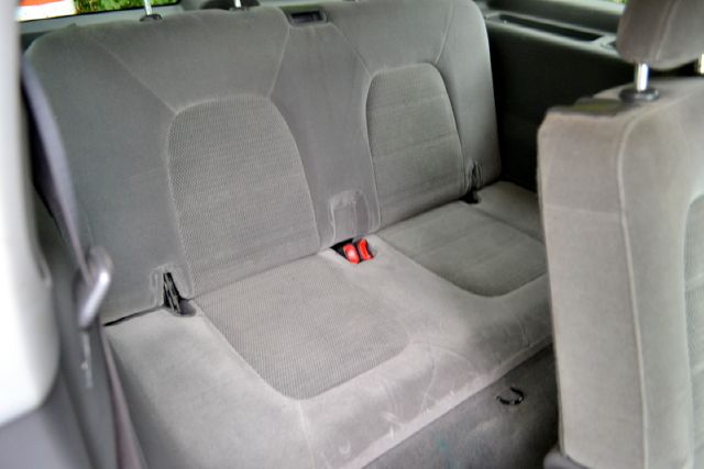 Ford Explorer 2004 photo 14