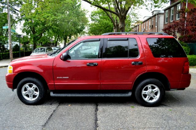 Ford Explorer 2004 photo 17