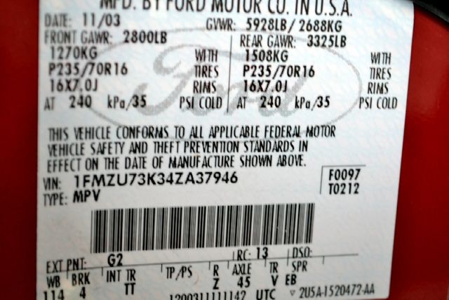 Ford Explorer 2004 photo 2