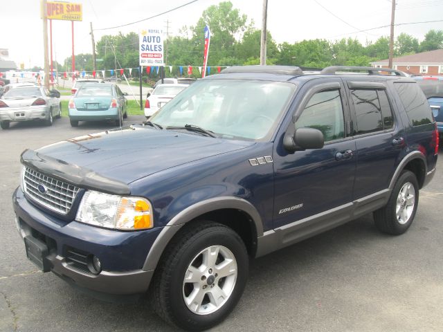 Ford Explorer 2004 photo 1
