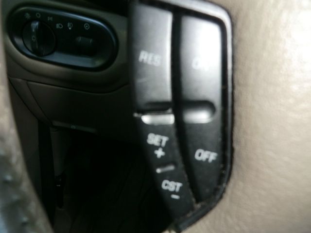 Ford Explorer 2004 photo 10