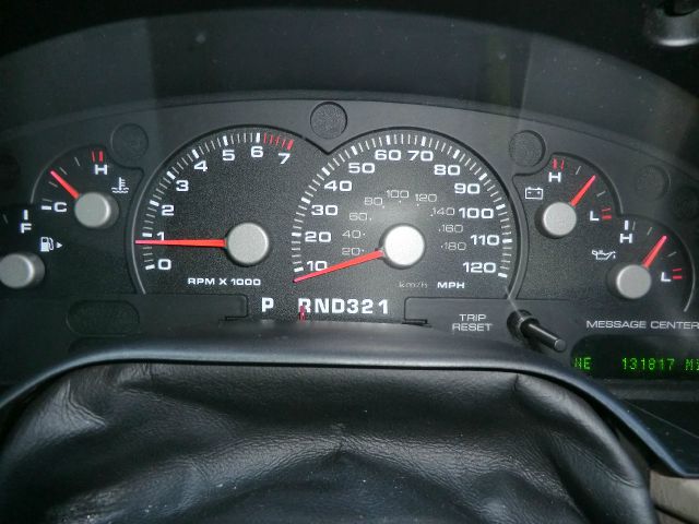 Ford Explorer 2004 photo 11