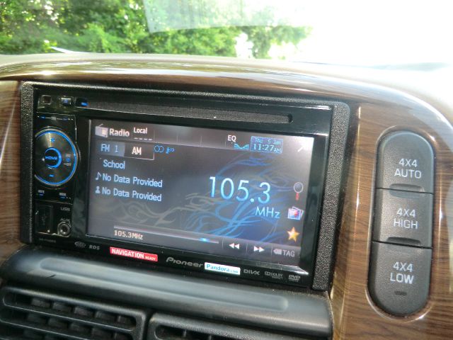 Ford Explorer 2004 photo 6