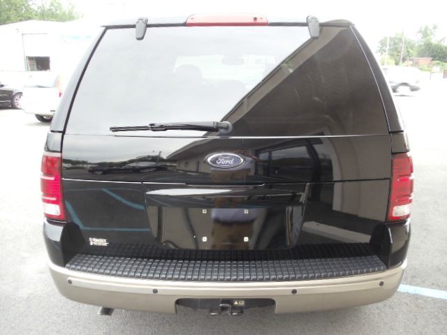 Ford Explorer 2004 photo 1