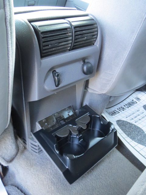 Ford Explorer 2004 photo 2