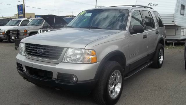 Ford Explorer 2004 photo 3