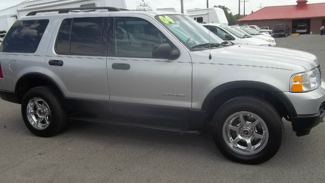 Ford Explorer 2004 photo 4