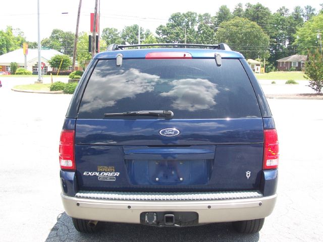 Ford Explorer 2004 photo 1