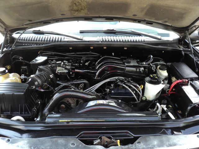 Ford Explorer 2004 photo 18