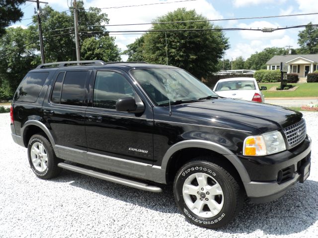 Ford Explorer 2004 photo 2
