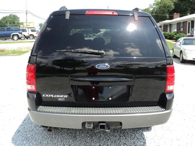 Ford Explorer 2004 photo 4