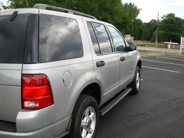 Ford Explorer GXL SUV