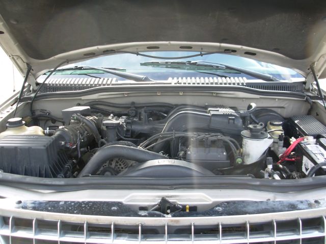 Ford Explorer 2004 photo 2