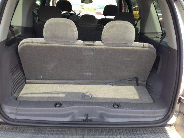 Ford Explorer 2004 photo 12