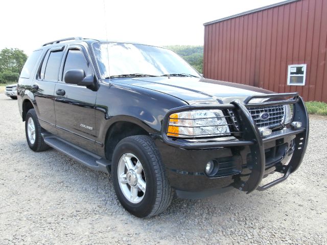 Ford Explorer 2004 photo 1
