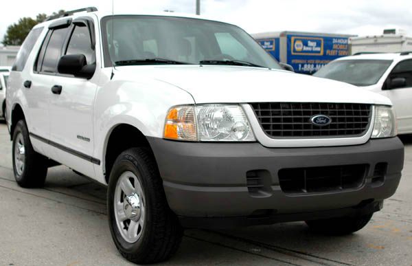 Ford Explorer 2004 photo 4