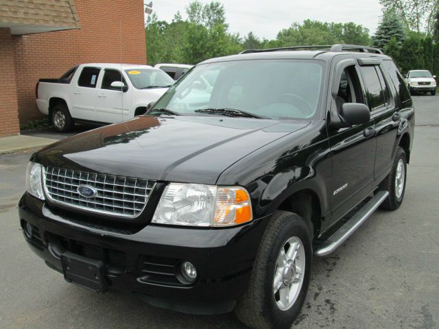 Ford Explorer 2004 photo 1