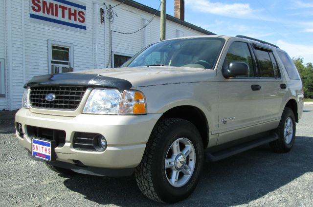 Ford Explorer 2004 photo 4