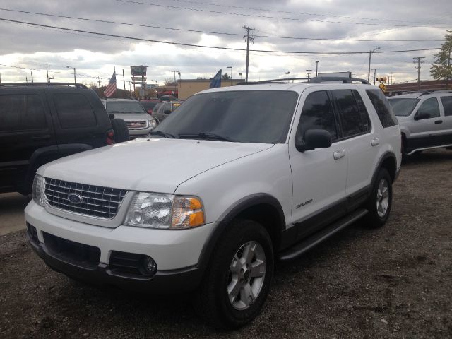 Ford Explorer 2004 photo 1